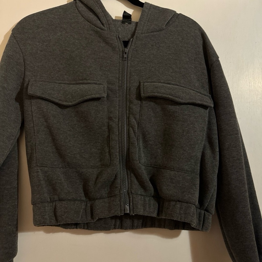 Size small cropped zip hoodie